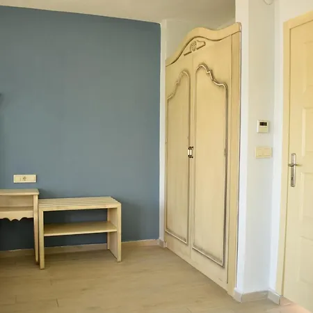 Fiska Butik Szálloda 4*